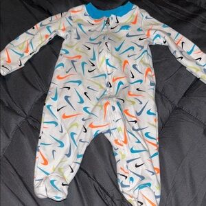 Nike One Piece - Colorful Swoosh Pattern